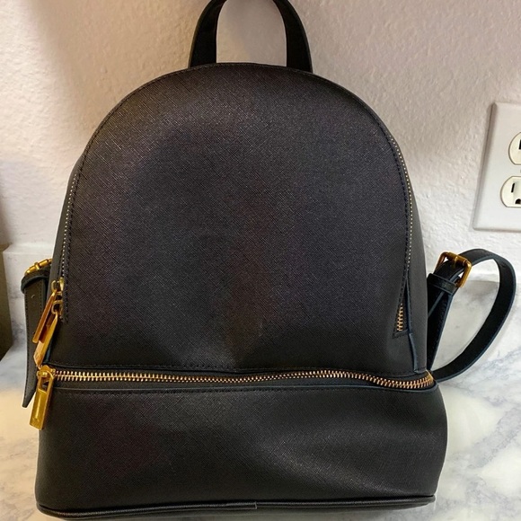 Neiman Marcus Handbags - Neiman marcus Backpack